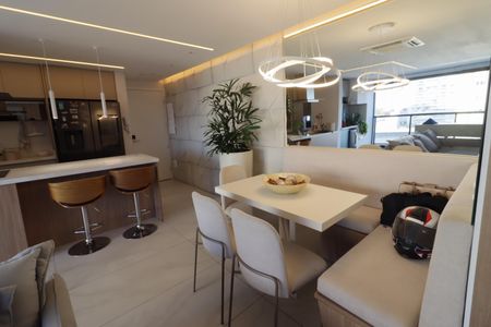 Apartamento à venda com 92m², 2 quartos e 2 vagasSala/Cozinha