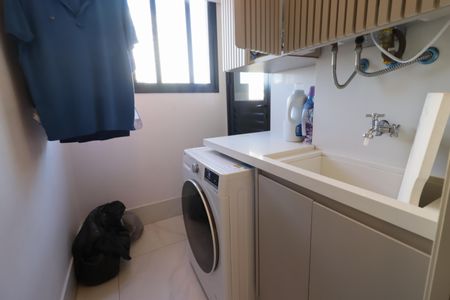 Apartamento à venda com 92m², 2 quartos e 2 vagasSala/Cozinha