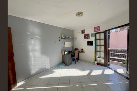 Casa para alugar com 250m², 3 quartos e 4 vagas Casa para alugar com 250m², 3 quartos e 4 vagasQuarto 2
