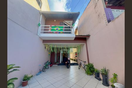 Casa para alugar com 250m², 3 quartos e 4 vagas Casa para alugar com 250m², 3 quartos e 4 vagasGaragem
