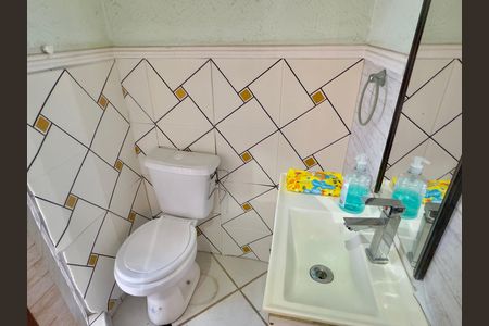 Casa para alugar com 250m², 3 quartos e 4 vagas Casa para alugar com 250m², 3 quartos e 4 vagasBanheiro 3
