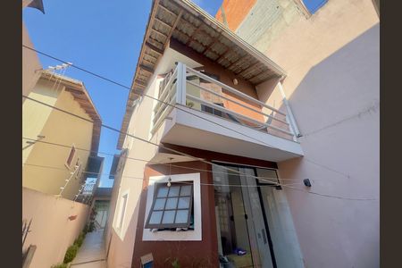 Casa para alugar com 250m², 3 quartos e 4 vagas Casa para alugar com 250m², 3 quartos e 4 vagasÁrea externa