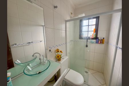 Casa para alugar com 250m², 3 quartos e 4 vagas Casa para alugar com 250m², 3 quartos e 4 vagasBanheiro 4
