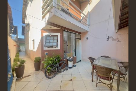 Casa para alugar com 250m², 3 quartos e 4 vagas Casa para alugar com 250m², 3 quartos e 4 vagasChurrasqueira