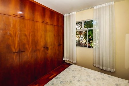Apartamento à venda com 3 quartos, 76m² em Santa Rosa, Belo Horizonte
