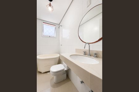 Banheiro de apartamento para alugar com 2 quartos, 220m² em Centro, Florianópolis