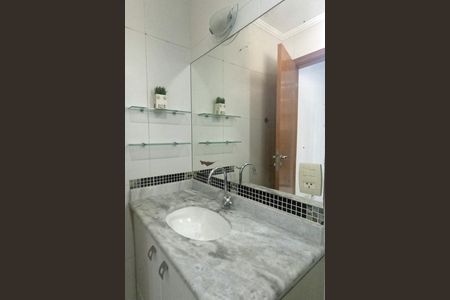 Apartamento para alugar com 100m², 3 quartos e 1 vagaBanheiro do Quarto 2