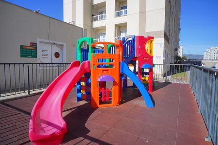 Apartamento à venda com 45m², 2 quartos e 1 vaga Apartamento à venda com 45m², 2 quartos e 1 vagaÁrea comum - Playground