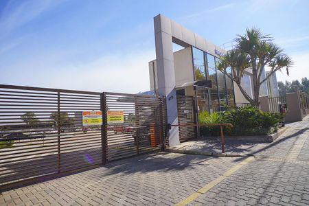 Apartamento à venda com 45m², 2 quartos e 1 vaga Apartamento à venda com 45m², 2 quartos e 1 vagaFachada