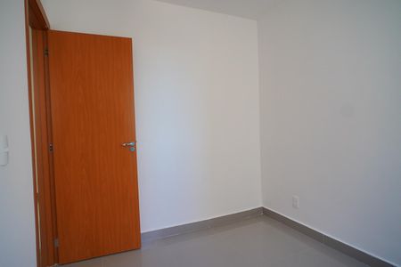 Quarto 1 de apartamento à venda com 2 quartos, 45m² em Costa E Silva, Porto Alegre