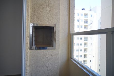 Varanda  de apartamento à venda com 2 quartos, 45m² em Costa E Silva, Porto Alegre
