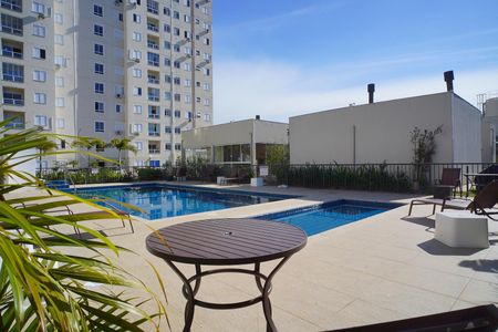 Apartamento à venda com 45m², 2 quartos e 1 vaga Apartamento à venda com 45m², 2 quartos e 1 vagaÁrea comum - Piscina