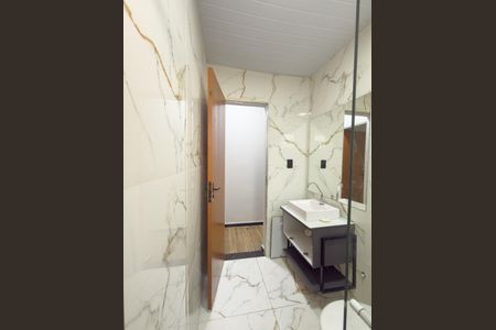Casa para alugar com 130m², 2 quartos e 1 vaga Casa para alugar com 130m², 2 quartos e 1 vagaBanheiro Social