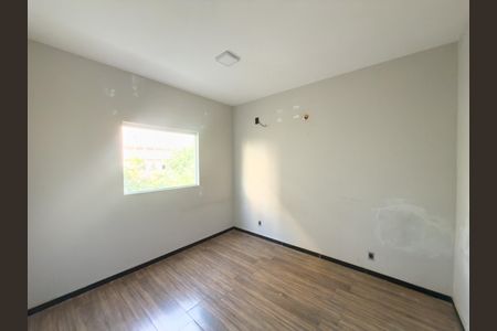 Quarto Suíte de casa para alugar com 2 quartos, 130m² em Vila Perola, Contagem