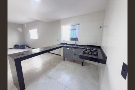 Casa para alugar com 130m², 2 quartos e 1 vaga Casa para alugar com 130m², 2 quartos e 1 vagaCozinha e Área de Serviço