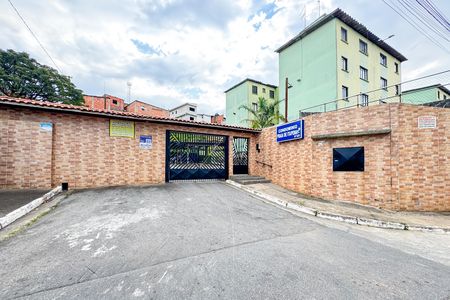 Apartamento para alugar com 55m², 2 quartos e sem vagaFachada 