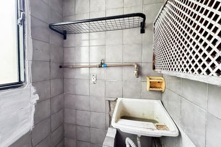 Área de Serviço de apartamento para alugar com 2 quartos, 55m² em Cid Tiradentes, São Paulo