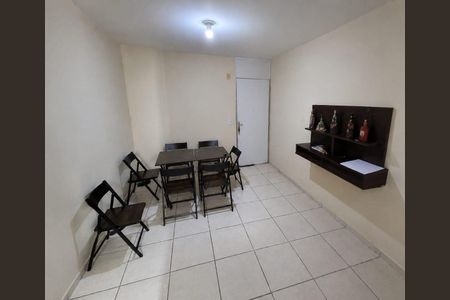 Sala de apartamento para alugar com 2 quartos, 50m² em Anil, Rio de Janeiro