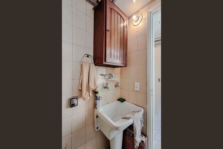 Apartamento à venda com 84m², 3 quartos e 1 vaga Apartamento à venda com 84m², 3 quartos e 1 vagaBanheiro de serviço