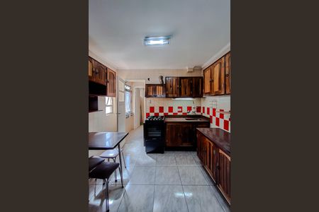 Cozinha de apartamento para alugar com 3 quartos, 84m² em Vila Mariana, São Paulo