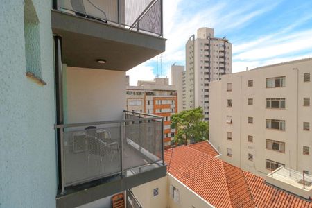 Apartamento à venda com 34m², 1 quarto e 1 vaga Apartamento à venda com 34m², 1 quarto e 1 vagaVaranda
