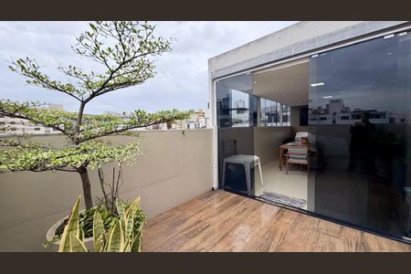 Apartamento à venda com 2 quartos, 140m² em Castelo, Belo Horizonte