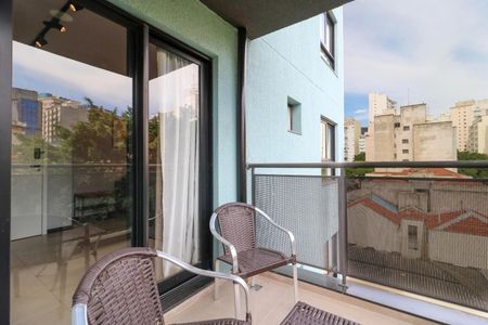 Apartamento à venda com 34m², 1 quarto e 1 vaga Apartamento à venda com 34m², 1 quarto e 1 vagaVaranda