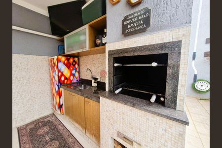 Casa à venda com 4 quartos, 350m² em Vila Regente Feijó, São Paulo