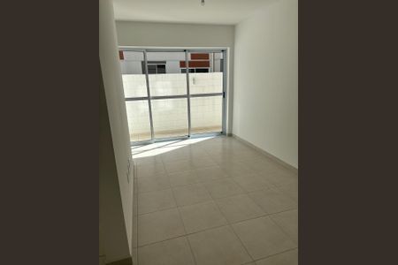 Sala de apartamento à venda com 1 quarto, 48m² em Santa Cândida, Curitiba