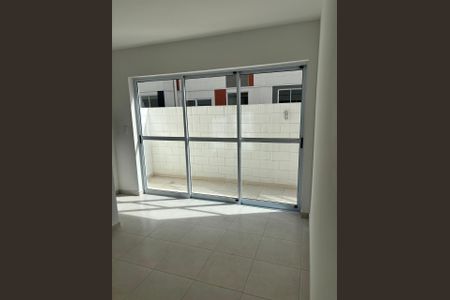 Sala de apartamento à venda com 1 quarto, 48m² em Santa Cândida, Curitiba
