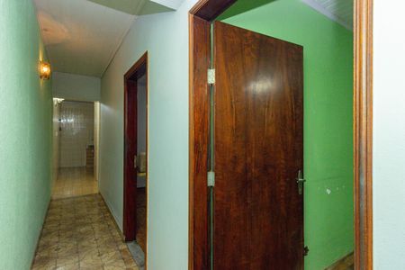 Casa para alugar com 136m², 2 quartos e 2 vagasCorredor