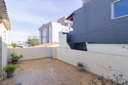Casa para alugar com 136m², 2 quartos e 2 vagasQuintal Superior