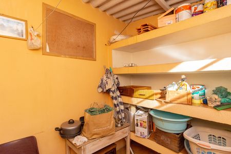 Casa para alugar com 136m², 2 quartos e 2 vagasCômodo Quintal Superior