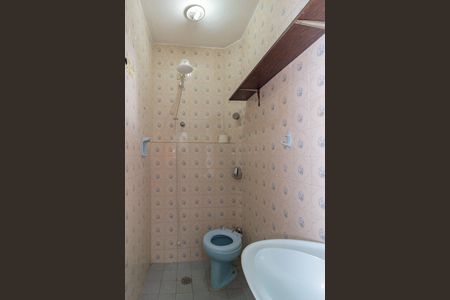 Casa para alugar com 136m², 2 quartos e 2 vagasLavabo dos Fundos do Corredor Externo