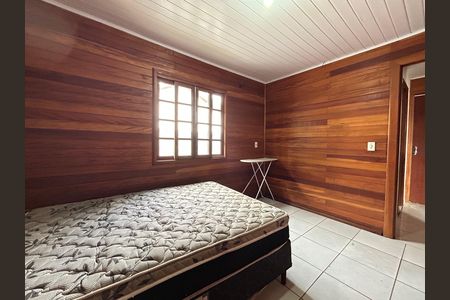 Casa para alugar com 60m², 2 quartos e 2 vagasQuarto 1