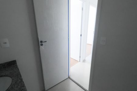 Apartamento para alugar com 40m², 2 quartos e sem vaga Apartamento para alugar com 40m², 2 quartos e sem vagaBanheiro