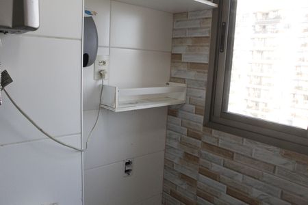 Apartamento à venda com 78m², 3 quartos e 1 vagaÁrea de Serviço