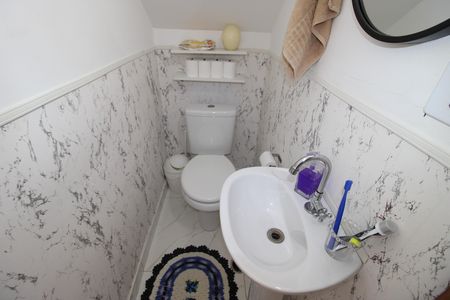 Casa de condomínio à venda com 60m², 2 quartos e 1 vagaLavabo