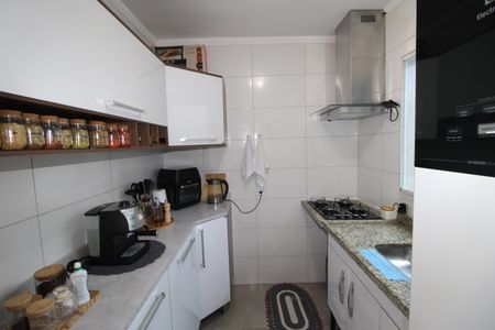 Casa de condomínio à venda com 60m², 2 quartos e 1 vagaCozinha