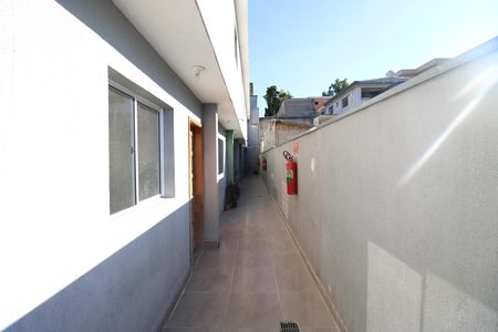 Casa de condomínio à venda com 60m², 2 quartos e 1 vagaÁrea Comum