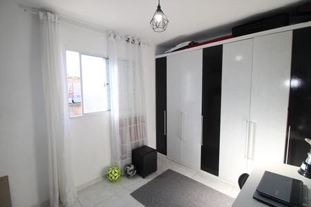 Casa de condomínio à venda com 60m², 2 quartos e 1 vagaQuarto 2
