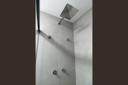Banheiro de apartamento para alugar com 1 quarto, 25m² em Butantã, São Paulo