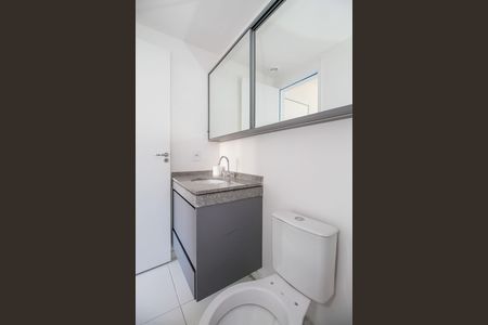 Apartamento para alugar com 25m², 1 quarto e sem vaga Apartamento para alugar com 25m², 1 quarto e sem vagaBanheiro da Suíte