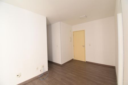 Sala de apartamento para alugar com 2 quartos, 52m² em Tingui, Curitiba