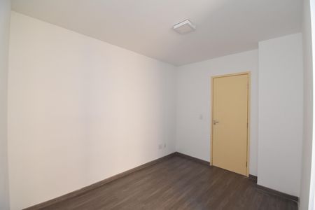 Suíte de apartamento para alugar com 2 quartos, 52m² em Tingui, Curitiba