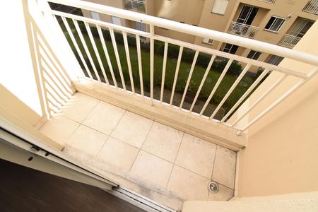 Sacada da Sala de apartamento para alugar com 2 quartos, 52m² em Tingui, Curitiba