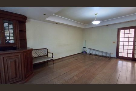 Sala de casa para alugar com 2 quartos, 393m² em Jardim Tres Marias, São Bernardo do Campo
