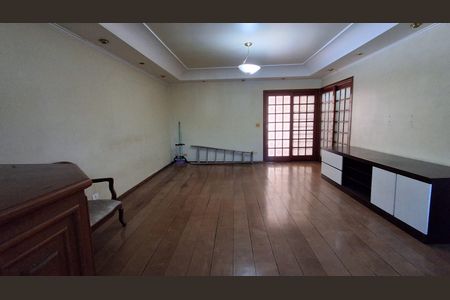 Sala de casa para alugar com 2 quartos, 393m² em Jardim Tres Marias, São Bernardo do Campo