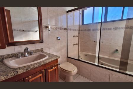 Casa para alugar com 393m², 2 quartos e 9 vagasBanheiro Social 