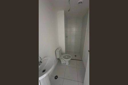Banheiro de apartamento para alugar com 1 quarto, 32m² em Butantã, São Paulo